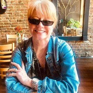 Meet your Posher, Janie